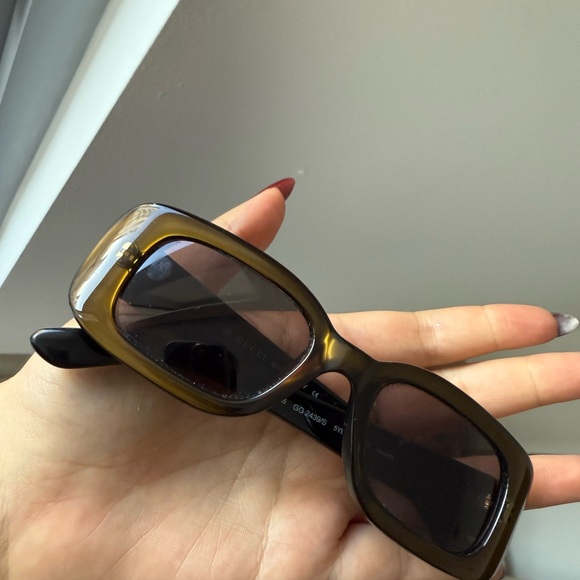 Brown Rectangular Sunglasses - Picture 5 of 5